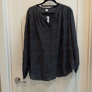OLD NAVY - Gray long sleeve button down blouse. NWT.  XXL